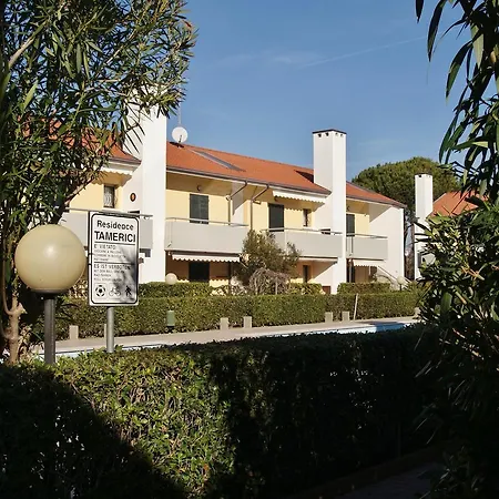 In Portosole E Tamerici Con Piscina-cavallino Treporti * カヴァッリーノ・トレポルティ