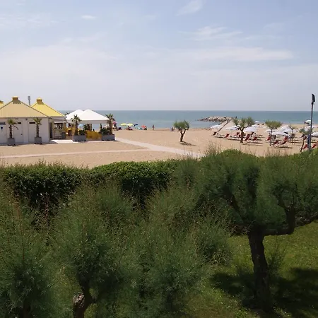 In Portosole E Tamerici Con Piscina-cavallino Treporti